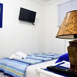 Room In Old City